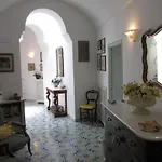 Domus Claudia 3*